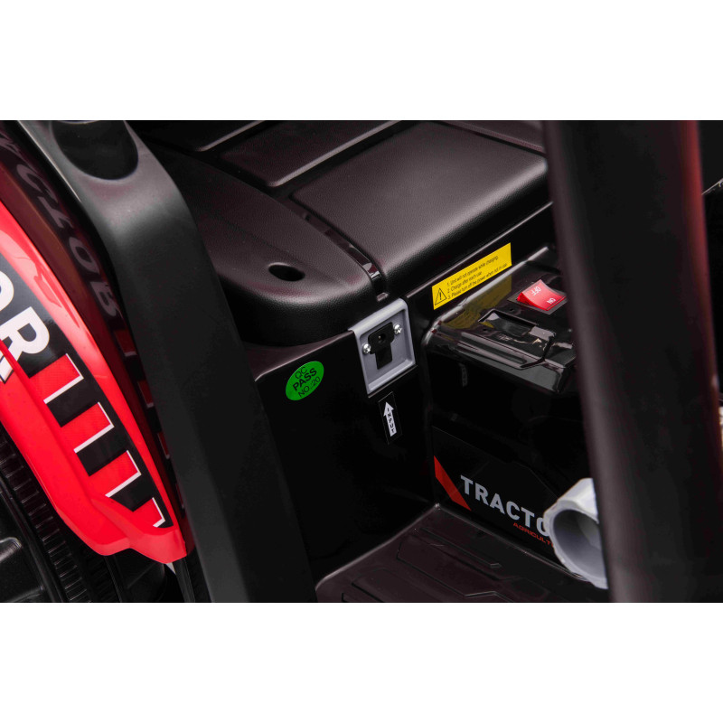 Pojazd MEGA Traktor D68 Z Przyczepką Czerwony