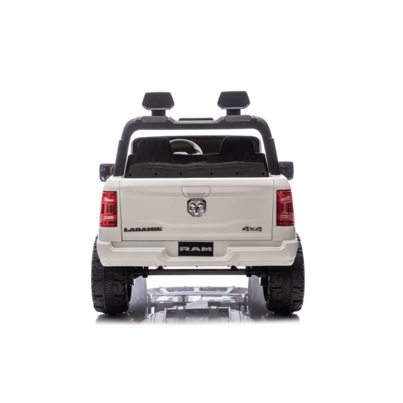 Pojazd RAM 3500 Biały