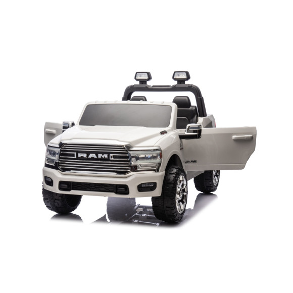 Pojazd RAM 3500 Biały