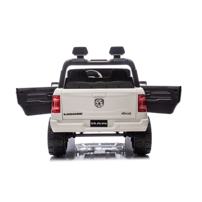 Pojazd RAM 3500 Biały