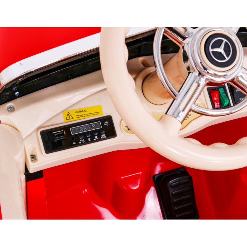 Mercedes Benz Retro 540A dla dzieci Czerwony + Tryb "Rodzica" + Pilot + Panel audio + LED