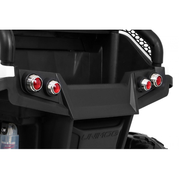 Pojazd Mercedes BENZ UNIMOG Biały Pojazd Mercedes BENZ UNIMOG Biały