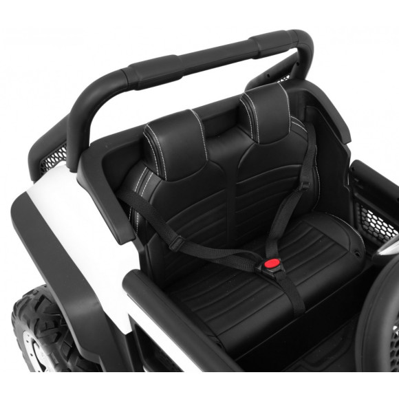 Pojazd Mercedes BENZ UNIMOG Biały Pojazd Mercedes BENZ UNIMOG Biały