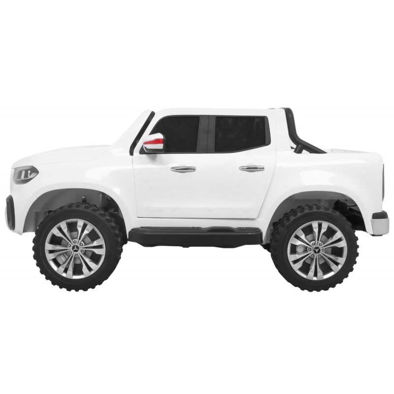 Mercedes Benz X-Class dla dzieci Biały + Pilot + Napęd 4x4 + MP4 + Bagażnik + LED + EVA