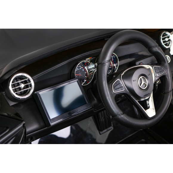 Auto Mercedes GLC 63S dla dzieci Czarny + Napęd 4x4 + MP4 + LED + Ekoskóra + Wolny Start + EVA