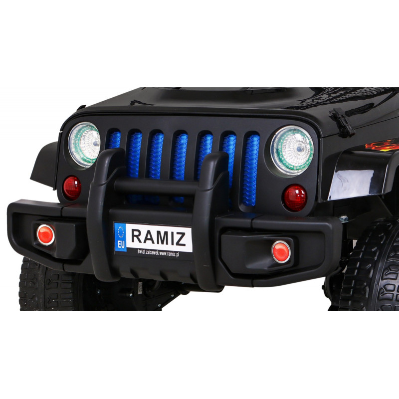 Autko terenowe Raptor Drifter Płomienie + Pilot + Napęd 4x4 + Schowek + Wolny Start + MP3 LED