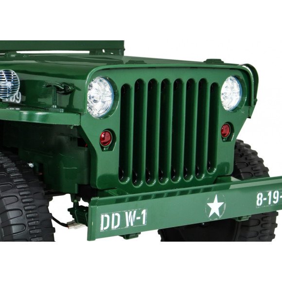 Autko Wojskowe Retro Strong dla 3 dzieci Zielony + Napęd 4x4 + Schowki + EVA + Wolny Start + MP3 LED