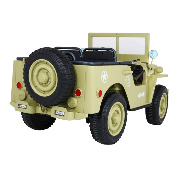 Autko Wojskowe Retro dla 3 dzieci Matcha + Napęd 4x4 + Schowki + EVA + Wolny Start + MP3 LED