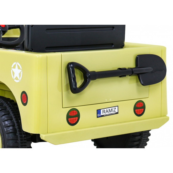 Autko Wojskowe Retro dla dzieci Beżowy + Napęd 4x4 + Pilot + 2 Bagażniki + Wolny Start + MP3 LED Autko Wojskowe Retro dla dzieci Beżowy + Napęd 4x4 + Pilot + 2 Bagażniki + Wolny Start + MP3 LED