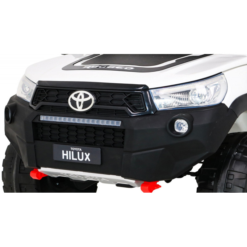 Pojazd Toyota Hilux Biała