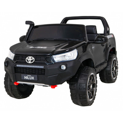 Pojazd Toyota Hilux Czarna