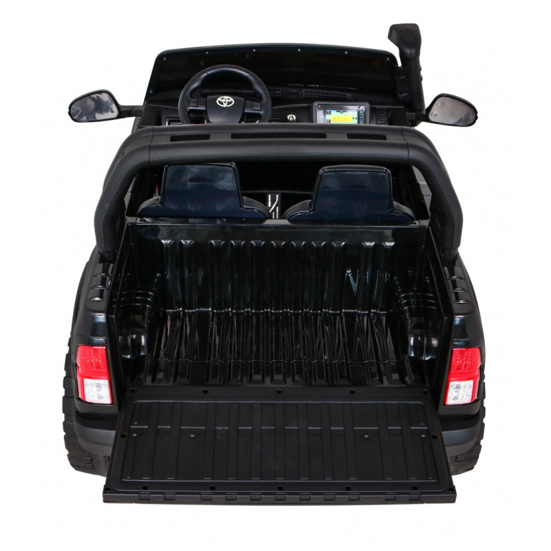 Pojazd Toyota Hilux Czarna