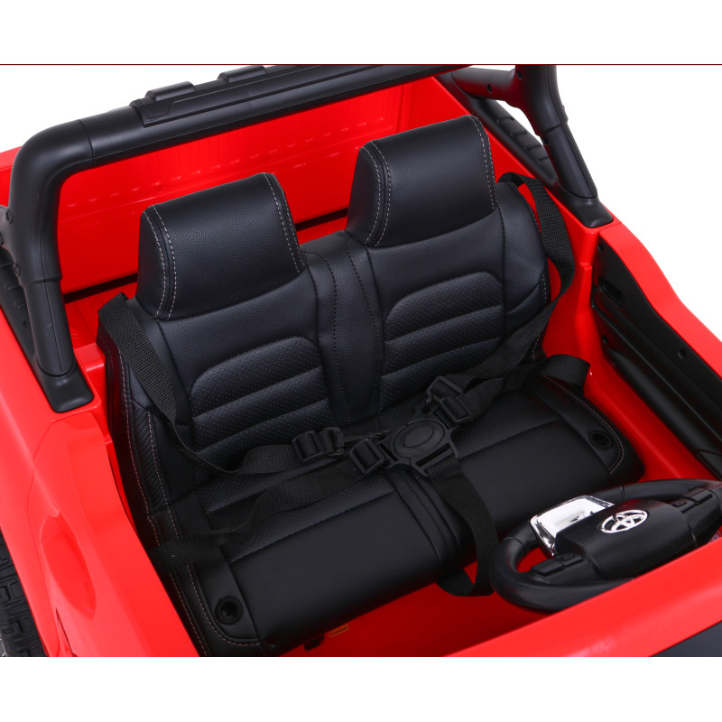 Toyota Hilux na akumulator dla dzieci Czerwony + Napęd 4x4 + Pilot + 2 bagażniki + Radio MP3 + LED