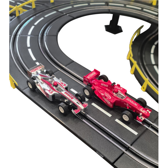 Mega Tor Wyścigowy Szalona Pętla 1:43 Mega Tor Wyścigowy Szalona Pętla 1:43