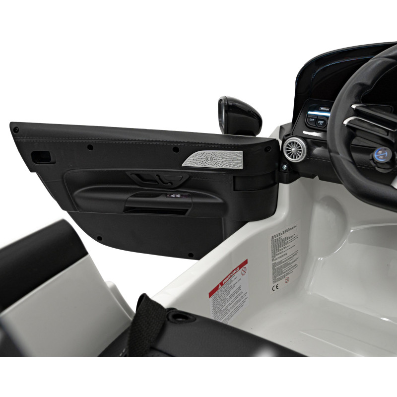 Pojazd Mercedes Benz AMG SL63 Biały