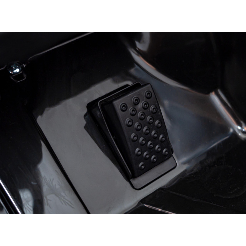 Pojazd Aston Martin DBX Czarny