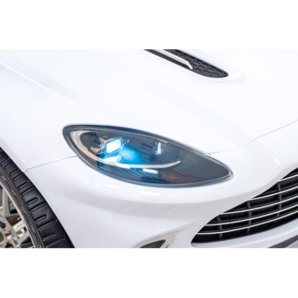 Pojazd Aston Martin DBX Biały Pojazd Aston Martin DBX Biały