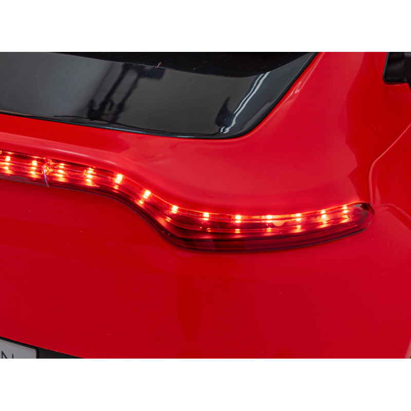 Pojazd Aston Martin DBX Czerwony