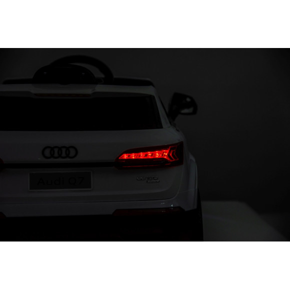 Pojazd Audi Q7 NEW LIFT Biały Pojazd Audi Q7 NEW LIFT Biały