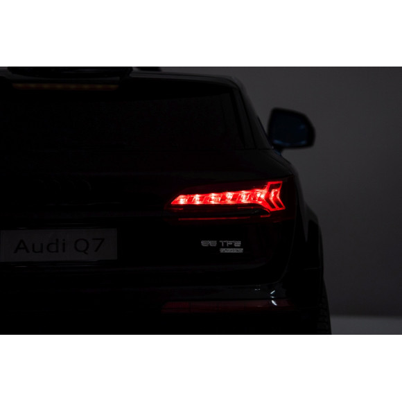 Pojazd Audi Q7 NEW LIFT Niebieski Pojazd Audi Q7 NEW LIFT Niebieski