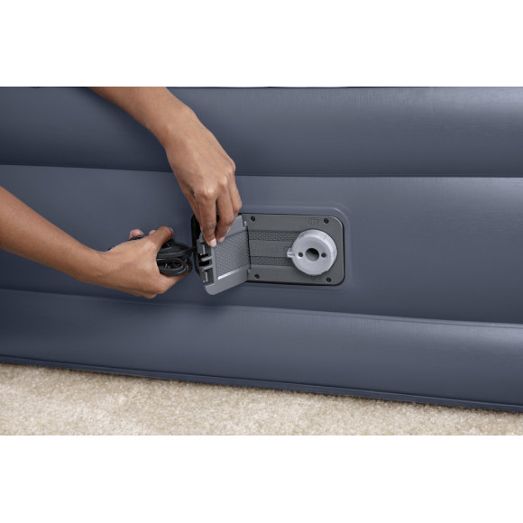 Dmuchany Materac Z Pompką 226 x 152 x 84 cm Bestway 67923