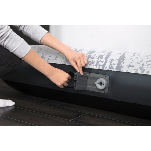 Dmuchany Materac Z Pompką 203 x 152 x 30 cm Bestway 67836 Dmuchany Materac Z Pompką 203 x 152 x 30 cm Bestway 67836