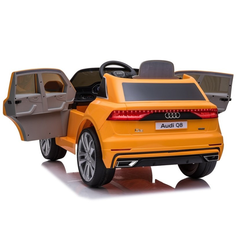 Auto na Akumulator Audi Q8 JJ2066 Żółty Lakierowany