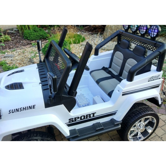 Auto na Akumulator S2388 Jeep Biały 4x45W Auto na Akumulator S2388 Jeep Biały 4x45W