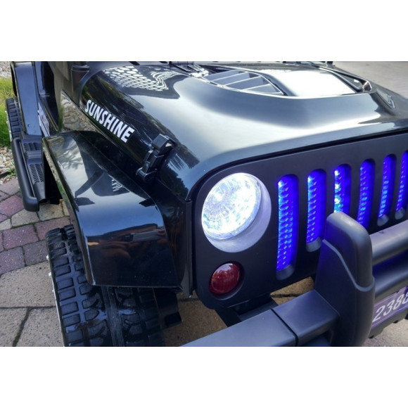 Auto na Akumulator S2388 Jeep Czarny 4x45W Auto na Akumulator S2388 Jeep Czarny 4x45W