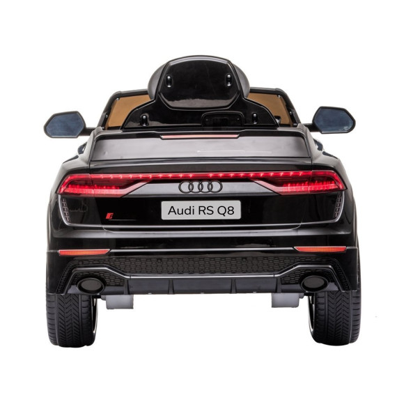 Samochód na akumulator Audi RS Q8 czarny Samochód na akumulator Audi RS Q8 czarny