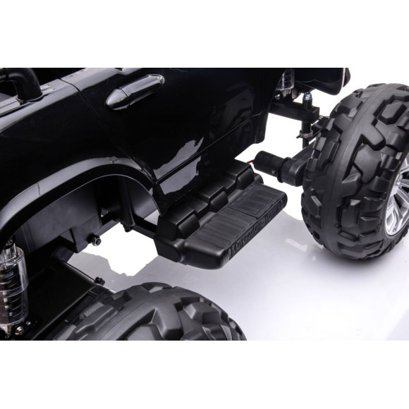 Auto Na Akumulator Mercedes  DK-MT950 4x4 Czarny