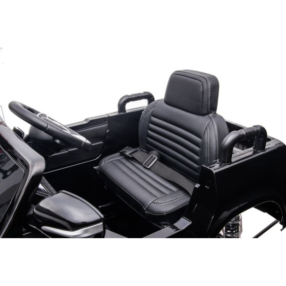 Auto Na Akumulator Mercedes  DK-MT950 4x4 Czarny Lakierowany