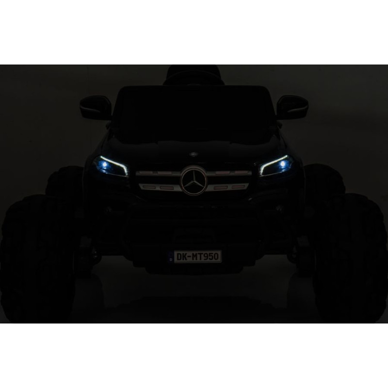 Auto Na Akumulator Mercedes  DK-MT950 4x4 Czarny Lakierowany