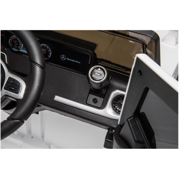 Samochód na akumulator Mercedes G500 biały Samochód na akumulator Mercedes G500 biały