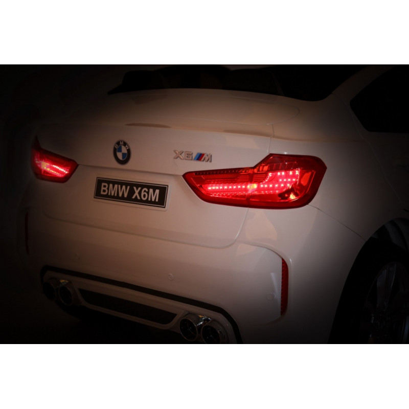BMW X6M XXL dla 2 dzieci Biały + Pilot + Ekoskóra + Pasy + Wolny Start + MP3 USB + LED